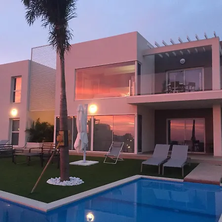 فيلة Luxury - Oasis Tucan *****